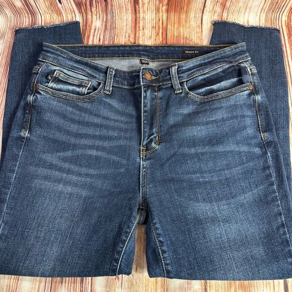 Judy Blue SKINNY FIT Size 13/31 High Rise Raw Hem Jeans Denim Pants 33x25.5 - Picture 2 of 12